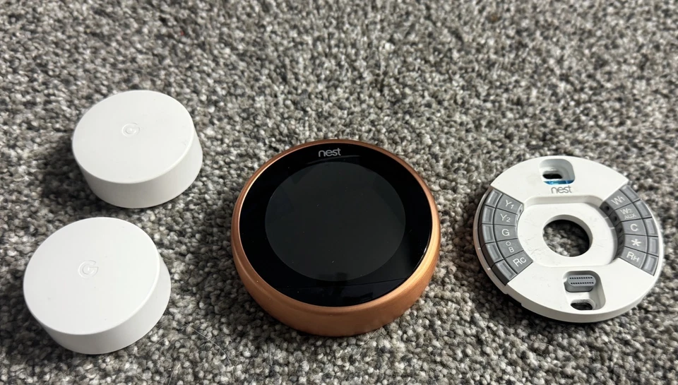 Google Nest Learning Thermostat (3rd Gen) Copper – with Base & 2 Sensors - Image 1 of 4