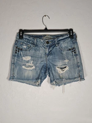 Pantalones cortos de jean azul de 5 bolsillos con detalles tachonados Decree talla 3 (32x4,5) Foto 1 de 4