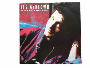 Les McKeown  - Love Is Just A Breath Away -  GER 7" Single  1988 Dieter Bohlen - Bild 1 von 2