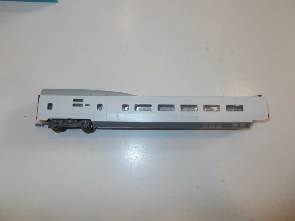 MEHANO - SNCF- VOITURE TGV NON PEINTE - Ech HO - SUPERBE - NEUVE - Photo 1/1