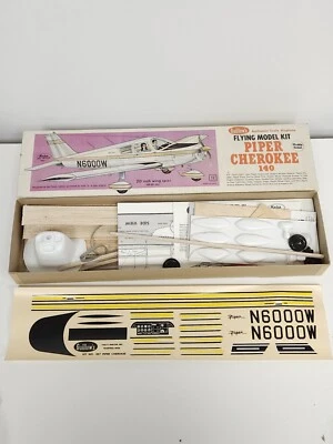 Guillows Piper Cherokee 140 Balsa Wood Aircraft Model Kit - 20 Inch Wing Span - Image 1 of 4