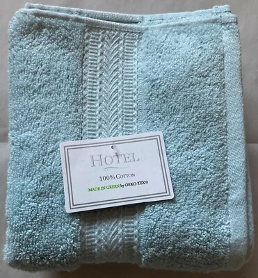 NWT HOTEL MADE IN GREEN 1 MINT GREEN COTTON HAND TOWEL - Image 1 of 2