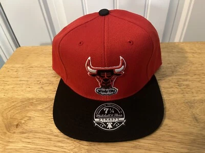 Chicago Bulls Hat Cap Mitchell & Ness NWT Size 7 1/4 Free Shipping! - Image 1 of 2