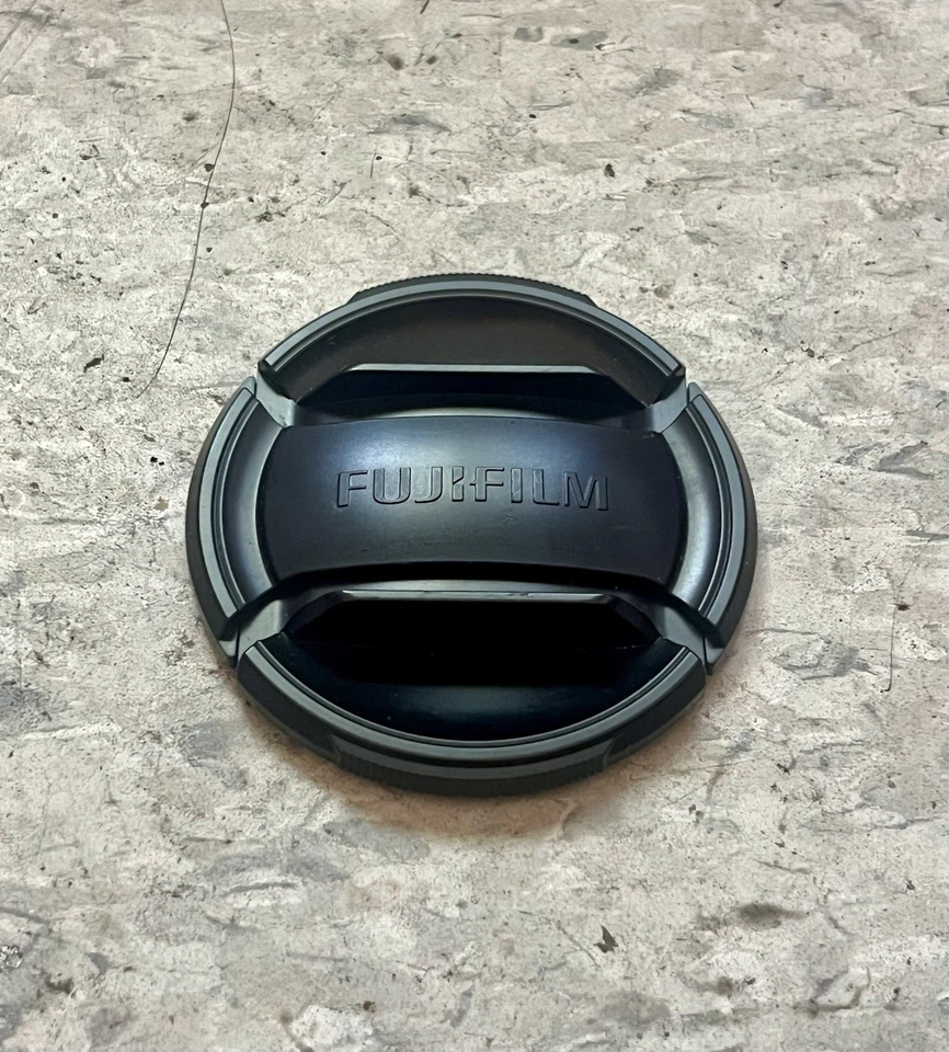 Fujifilm FUJI 67mm Front Lens Cap - Image 1 of 2