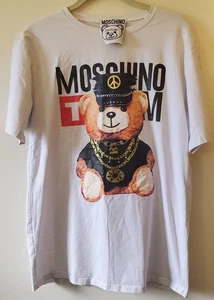Camiseta Moschino Oso de Peluche Paz Rapero Manga Corta Para Hombre Talla L Elastizada Milán - Imagen 1 de 7