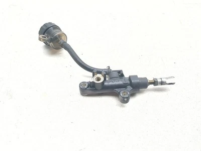  03-05 Cilindro maestro de freno trasero Yamaha YZF-R6 06-09 R6S Foto 1 de 4