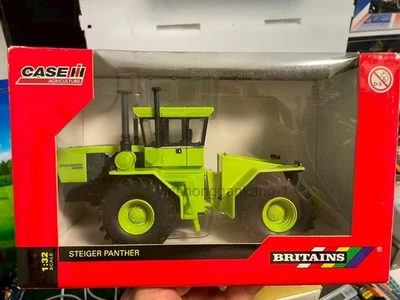 ERTL1: 32 STRIKER PANTHER Agricultural Machinery Alloy Tractor Model - Image 1 of 4