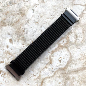Schwarz Sport Haken und Schlaufe verstellbar Nylon Band Strap für Fitbit Ionic - Bild 1 von 7