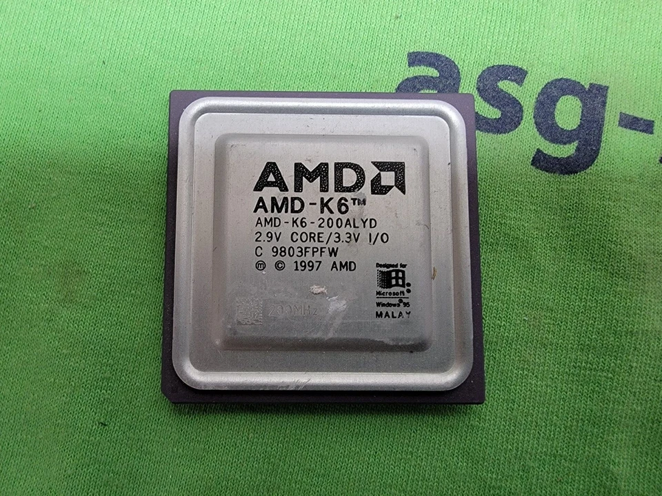 Vintage AMD K6 AMD-K6-200ALYD 2.9V Core/3.3V Processor - Image 1 of 1