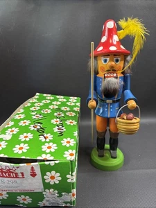 Steinbach S298 Nutcracker Mushroom Collector 11” Tall Wood - Picture 1 of 11