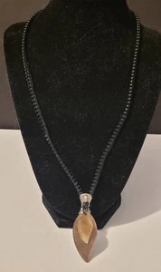 Black Plastic Zipper Leaf Pendant Necklace Handmade Homemade Novelty - Picture 1 of 8