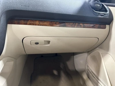 07 08 09 10 11 12 13 14 15 16 VW EOS Guantera Foto 1 de 2