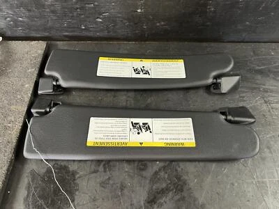 09-16 BMW Z4 PAR DE PARASOL CONDUCTOR IZQUIERDO Y PASAJERO DERECHO NEGRO GNSW Foto 1 de 4