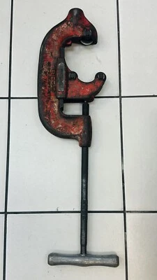 RIDGID NO 4-S Iron Pipe Cutter  2" to 4" Capacity Heavy Duty USA - Image 1 of 2