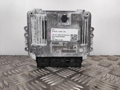 PEUGEOT 308 I 4A 2009, 4C ECU 0 281 013 871 - Immagine 1 di 4