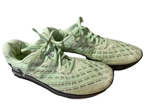 Under Armour FLOW Velociti Wind 2 Running Green Men's Size 10.5 - Picture 1 of 7