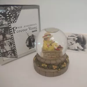 Westland Kim Anderson "FOREVER YOUNG" Globo de Nieve Niña Flor Nuevo de Lote Antiguo Anderson - Imagen 1 de 4