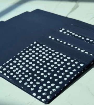 4 x IKEA Dark Blue/White  Drona Storage Boxes For Kallax Unit 005.665.45 New - Image 1 of 3