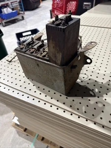 Vintage Ford Fordson 4 Cell Battery Ignition Coil Starter Electric Box Model T ? - Picture 1 of 8