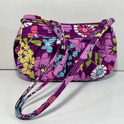 Bandolera Vera Bradley Frannie Flutterby púrpura patrón floral verano 2014 Foto 1 de 4
