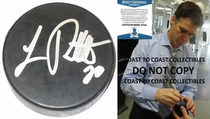 Luc Robitaille LA Kings Red Wings Rangers signed Hockey Puck proof Beckett COA - Picture 1 of 4