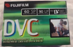 Videocassetta digitale Fujifilm DVC - 60 minuti LP-90 - Foto 1 di 2