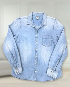 J. Crew Light Blue Chambray Denim Button Down Long Sleeve Shirt, Women’s Size L - Picture 1 of 3