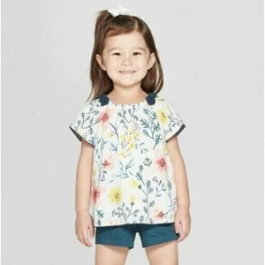OshKosh Toddler Girls Short Sleeve Blouse Genuine Kids® Almond Cream Floral 18M - Picture 1 of 2
