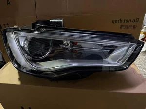Audi A3 HID Xenon Right headlight EU With control module 8V0941006C - Picture 1 of 4