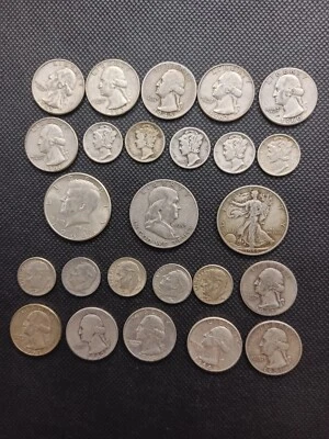 💥 Junk 90% Silver Coins 💥 Mix Includes 3 Halves $5.50 Face Value 💥 - Image 1 of 4
