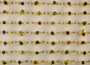 55 Stck. großes Konvolut Damen Schmuck gemischt Strass Ringe vergoldet Ring - Bild 1 von 5