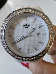 Adidas Cambridge White ADH2123 unisex watch (lifetime battery worth £24) - Picture 1 of 11