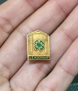 Pin vintage 4-H Club Leadership Award Edward Foss Wilson 1/20 10k ORO GF G39 - Imagen 1 de 3