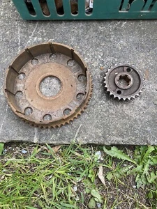 TRIUMPH DUPLEX CLUTCH Drum & Front Drive Sprocket - Picture 1 of 3