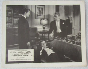 STRANGERS ON A TRAIN - 1951 Lobby Card 10x8 - Alfred Hitchcock, Farley Granger - - Bild 1 von 2