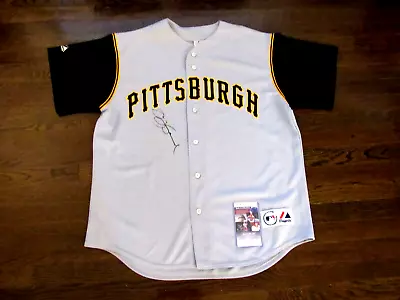 JIM LEYLAND PITTSBURGH PIRATES HOF MGR SIGNED AUTO QUALITY MAJESTIC JERSEY JSA - Image 1 of 4