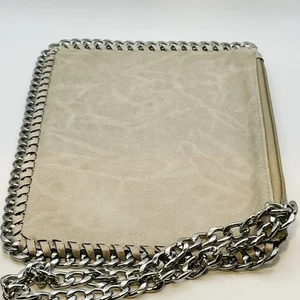 Handgelenktasche aus veganem Leder mit Kette 9” x 6” - Bild 1 von 6