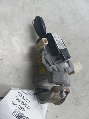 INTERRUPTOR DE ENCENDIDO CONVENCIONAL TOYOTA PRIUS C 12-19 CON LLAVE VIN B3 Foto 1 de 4