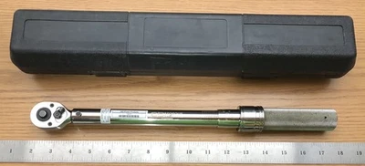 Llave dinamométrica ajustable CDI 752MFRMH unidad de 3/8", 5–75 ft/lb, 10,2 a 98,3 Nm (derecha) Foto 1 de 4