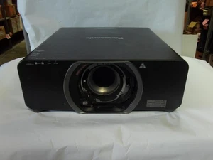 *AS-IS* Panasonic PT-DZ10KU 3D Ready DLP Projector (M141) - Picture 1 of 8