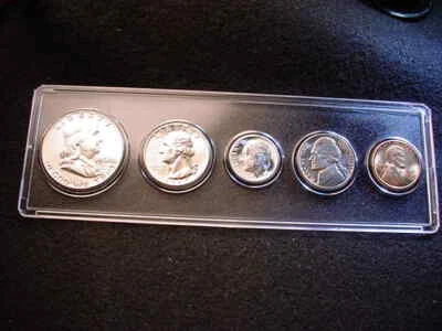 1960 (SMALL DATE) PHILADELPHIA 5 COIN MINT SET 4 BU COINS 90% SILVER!!    #150 - Image 1 of 4