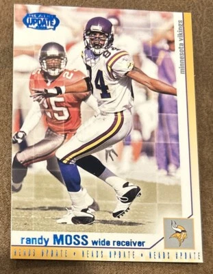 2002 Pacific Heads Update Blue Randy Moss #99 HOF - Image 1 of 2