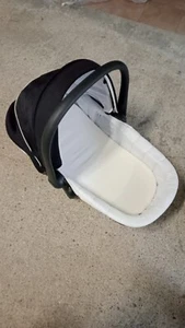 trio CAM composto da carrozzina, passeggino, ovetto e base auto,borsa da viaggio - Foto 1 di 8