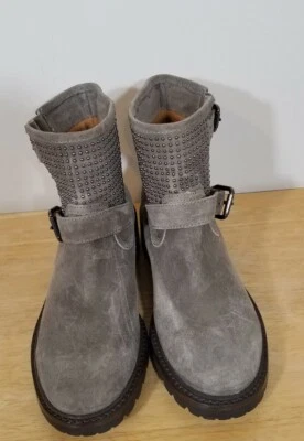 NWOB Coach Gates Women's Studded Gray Suede Ankle Boots Sz 5B A7861 - Image 1 of 4