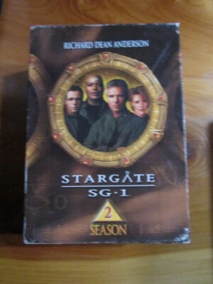 DVD STARGATE SG-1  SEASON 2 BOX SET   GREAT  ** MUST SEE **** - Image 1 of 4