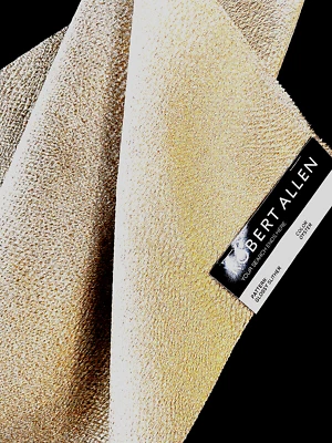 Muestra de tela de diseñador texturizada de piel de serpiente de Robert Allen 17" cuadrados Crema dorada Foto 1 de 4