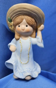 Enesco Vintage Country Cousins Figur Mädchen spielt verkleiden 1984 neuwertig  - Bild 1 von 7