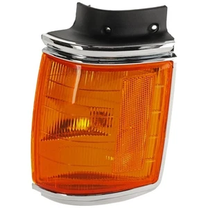New Right Corner Light Fits Toyota By TO2521119 8161089164 - Picture 1 of 1