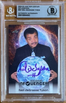 NEIL DEGRASSE TYSON ASSINADO 22/23 FOLHA POP CENTURY BAS BGS AUTÓGRAFO 10 AUTOGRAFADO/195 - Imagem 1 de 2