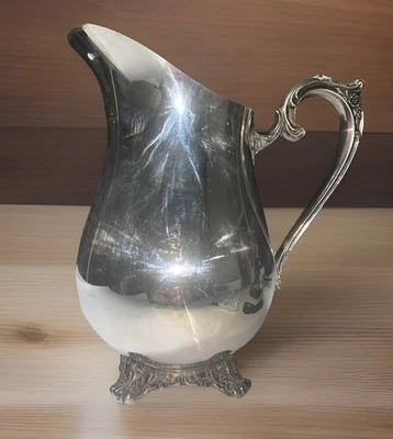 Wm ROGERS & SON 维多利亚玫瑰 #1917 银水壶 带冰唇 9 — 第 1/4 张图片